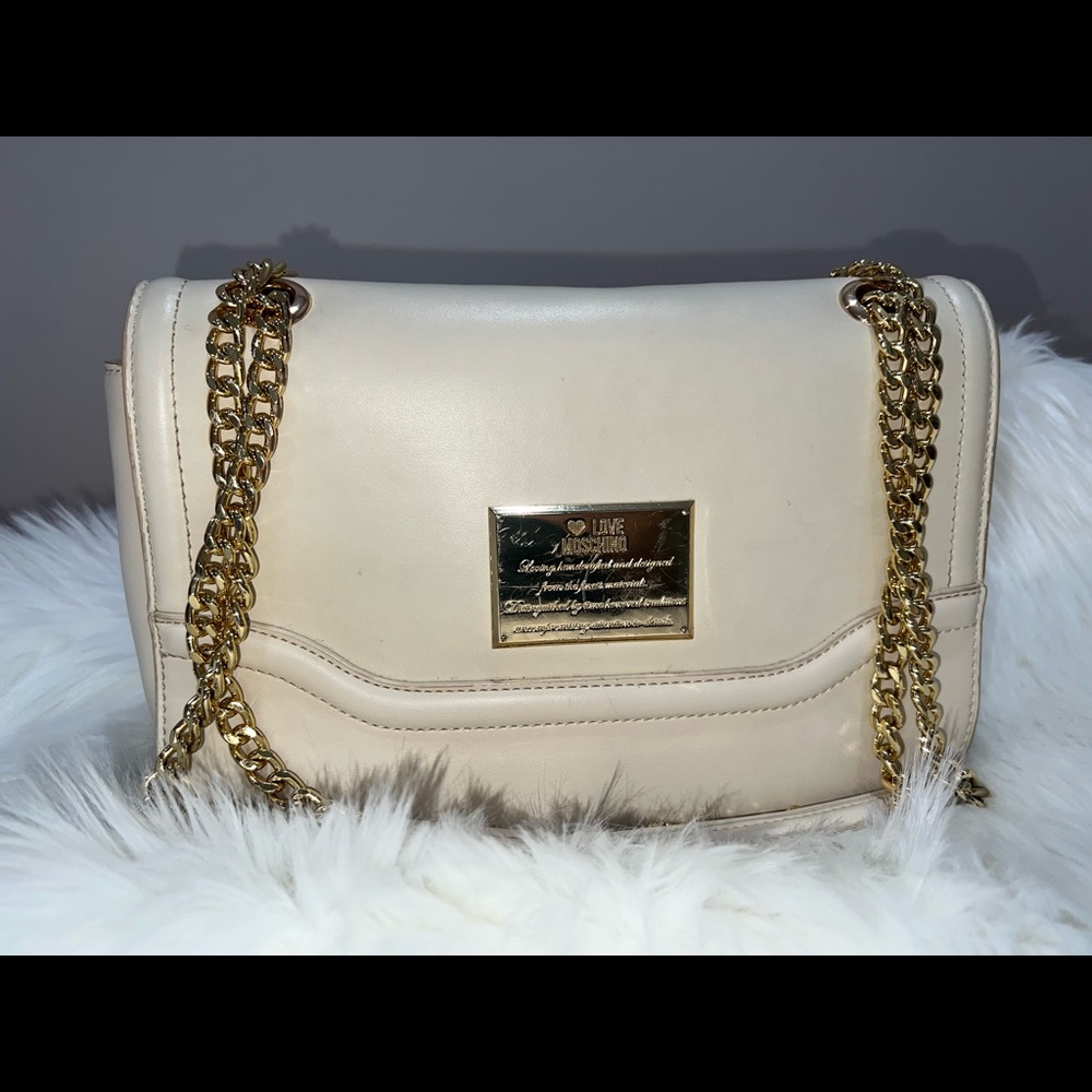 Love Moschino Womens Chain Shoulder Bag Cream in Natural